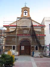 Ermita de Caniles en obras.